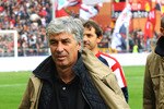 GENOA, ITALY - OCTOBER 24: Coach Giampiero Gasperinni of Genoa CFC during the Serie A match between Genoa CFC and Catania Calcio at Stadio Luigi Ferraris on October 24, 2010 in Genoa, Italy.  (Photo by Massimo Cebrelli/Getty Images)