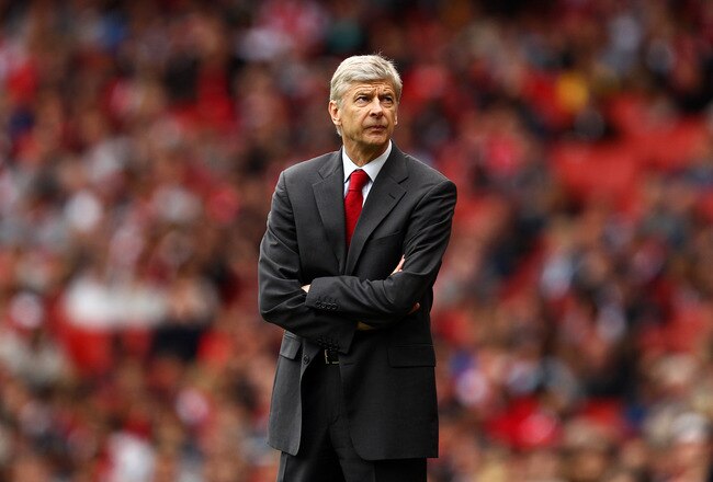 LONDON, ENGLAND - MAY 15:  Arsene Wenger manager of Arsenal looks skywards during the Barclays Premier League match between Arsenal and Aston Villa at the Emirates Stadium on May 15, 2011 in London, England.  (Photo by Richard Heathcote/Getty Images)