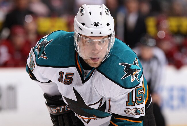 GLENDALE, AZ - JANUARY 17:  Dany Heatley #15 of the San Jose Sharks awaits a face off during the NHL game against the Phoenix Coyotes at Jobing.com Arena on January 17, 2011 in Glendale, Arizona.  The Sharks defeated the Coyotes 4-2.  (Photo by Christian Petersen/Getty Images)