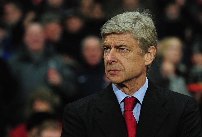 LONDON, ENGLAND - DECEMBER 08:  Arsene Wenger manager of Arsenal looks on prior to the UEFA Champions League Group H match between Arsenal and FK Partizan Belgrade at the Emirates Stadium on December 8, 2010 in London, England.  (Photo by Shaun Botterill/Getty Images)