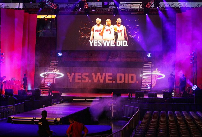 MIAMI - JULY 09:  General atmosphere before the Miami Heat introduce LeBron James, Chris Bosh and Dwyane Wade in a concert like press conference at America Airlines Arena on July 9, 2010 in Miami, Florida.  (Photo by Marc Serota/Getty Images)