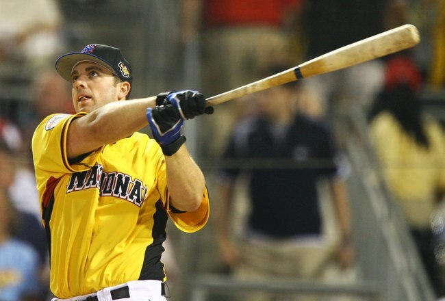 PITTSBURGH - JULY 10:  National League All-Star David Wright of the New York Mets hits in the second round of the CENTURY 21 Home Run Derby at PNC Park on July 10, 2006 in Pittsburgh, Pennsylvania.  (Photo by Al Bello/Getty Images)