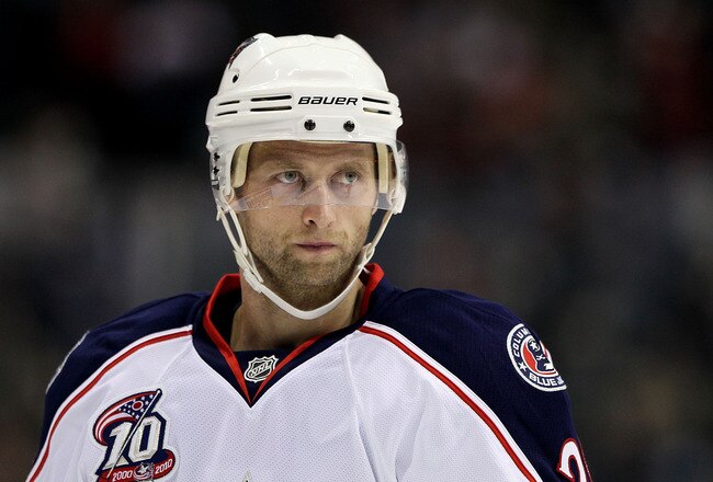 ST PAUL, MN - OCTOBER 16:  Kristian Huselius #20 of the Columbus Blue Jackets skates looks on during the game against the Minnesota Wild at Xcel Energy Center on October 16, 2010 in St Paul, Minnesota.  (Photo by Jeff Gross/Getty Images)