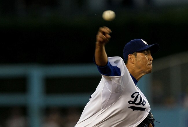 LOS ANGELES, CA - JULY 06:  Hiroki Kuroda #18 of the Los Angeles Dodgers throws a pitch against the New York Mets on July 6, 2011 at Dodger Stadium in Los Angeles, California.  (Photo by Stephen Dunn/Getty Images)