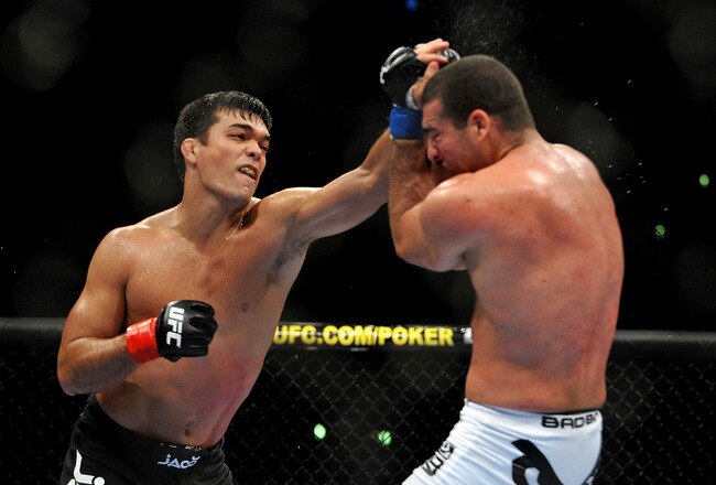 LOS ANGELES, CA - OCTOBER 24:  UFC Light Heavyweight Champion Lyoto Machida (R) battles with UFC Light Heavyweight challenger Mauricio Rua (L) during their title fight at UFC 104 at Staples Center on October 24, 2009 in Los Angeles, California. (Photo by Jon Kopaloff/Getty Images)