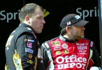 National Association  Stock  Auto Racing Tony Stewart on Fyi Wirz  Nascar S Ryan Newman  Tony Stewart Team Up To Win Loudon