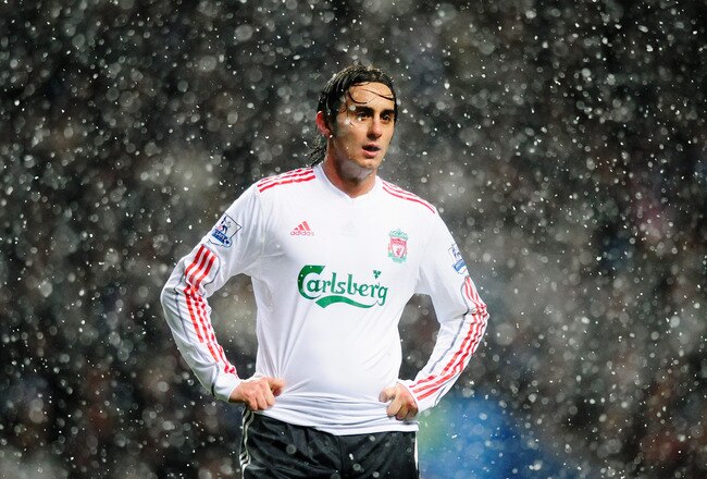 BIRMINGHAM, ENGLAND - DECEMBER 29:  Alberto Aquilani of Liverpool looks on in the snow during the Barclays Premier League match between Aston Villa and Liverpool at Villa Park on December 29, 2009 in Birmingham, England.  (Photo by Jamie McDonald/Getty Images)