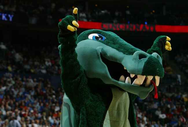 COLUMBUS, OH - MARCH 21:  The UAB Blazers mascot during a second round game of the NCAA Division I Men's Basketball Tournament at Nationwide Arena on March 21, 2004 in Columbus, Ohio. UAB defeated Kentucky 76-75. (Photo by Doug Pensinger/Getty Images)