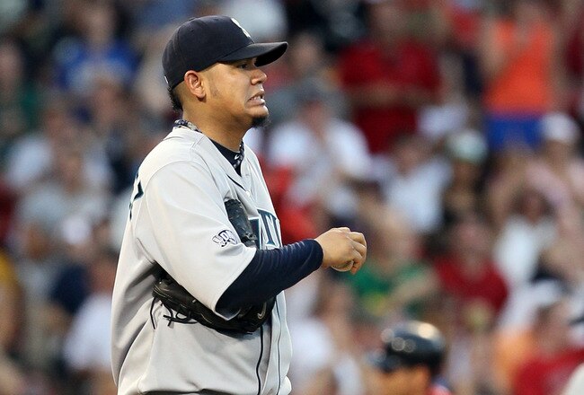 BOSTON, MA - JULY 22:  Felix Hernandez #34 of the Seattle Mariners reacts after giving up a solo home run to Jacoby Ellsbury #2 of the Boston Red Sox in the third inning on July 22, 2011 at Fenway Park in Boston, Massachusetts.  (Photo by Elsa/Getty Images)