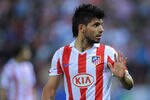 MADRID, SPAIN - SEPTEMBER 26:  Sergio Aguero of Atletico Madrid waves to his bench during the La Liga match between Atletico Madrid and Real Zaragoza at the Vicente Calderon stadium on September 26, 2010 in Madrid, Spain.  (Photo by Denis Doyle/Getty Images)