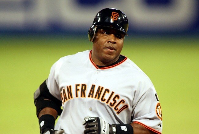 MIAMI - AUGUST 18:  Barry Bonds #25 of the San Francisco Giants rounds third during his two run home run, his 760th of his career against pitcher Rick VandenHurk of the Florida Marlins in the fifth inning at Dolphin Stadium on August 18, 2007 in Miami, Florida  (Photo by Marc Serota/Getty Images)