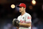 PHOENIX, AZ - APRIL 26:  Starting pitcher Roy Oswalt #44 of the Philadelphia Phillies pitches against the Arizona Diamondbacks during the Major League Baseball game at Chase Field on April 26, 2011 in Phoenix, Arizona. The Diamondbacks defeated the Phillies 7-5.  (Photo by Christian Petersen/Getty Images)