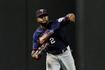 PHOENIX - MAY 20:  Denard Span #2 of the Minnesota Twins makes a throw from the outfield against the Arizona Diamondbacks at Chase Field on May 20, 2011 in Phoenix, Arizona.  (Photo by Norm Hall/Getty Images)