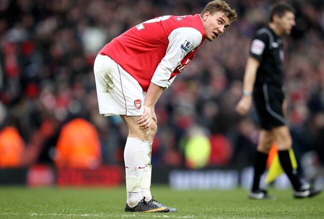 LONDON, ENGLAND - MARCH 05:  Nicklas Bendtner of Arsenal shows his disappointment at the final whistle during the Barclays Premier League match between Arsenal and Sunderland at Emirates Stadium on March 5, 2011 in London, England.  (Photo by Paul Gilham/Getty Images)