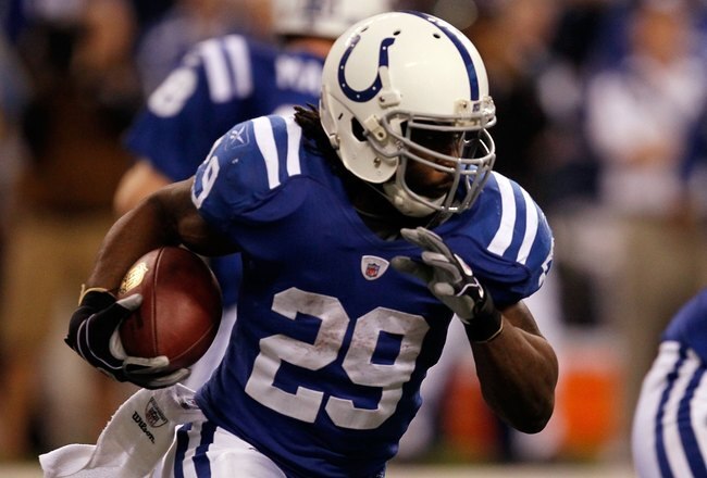 INDIANAPOLIS - JANUARY 24:  Running back Joseph Addai #29 of the Indianapolis Colts runs the ball against the New York Jets during the AFC Championship Game at Lucas Oil Stadium on January 24, 2010 in Indianapolis, Indiana. The Colts defeated the Jets 30-17.  (Photo by Jonathan Daniel/Getty Images)