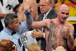 LAS VEGAS, NV - MAY 07:  Kelly Pavlik celebrates after defeating Alfonso Lopez by majority decision in the super middleweight fight at MGM Grand Garden Arena on May 7, 2011 in Las Vegas, Nevada.  (Photo by Ethan Miller/Getty Images)