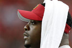 ATLANTA - NOVEMBER 08:  Clinton Portis #26 of the Washington Redskins watches from the sidelines after suffering a concussion against the Atlanta Falcons at Georgia Dome on November 8, 2009 in Atlanta, Georgia.  (Photo by Kevin C. Cox/Getty Images)