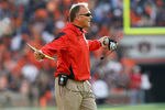 AUBURN, AL - NOVEMBER 13:  Head coach Mark Richt of the Georgia Bulldogs against the Auburn Tigers at Jordan-Hare Stadium on November 13, 2010 in Auburn, Alabama.  (Photo by Kevin C. Cox/Getty Images)