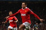 MANCHESTER, ENGLAND - MARCH 15:  Javier Hernandez of Manchester United celebrates scoring the opening goal during the UEFA Champions League round of 16 second leg match between Manchester United and Marseille at Old Trafford on March 15, 2011 in Manchester, England.  (Photo by Alex Livesey/Getty Images)