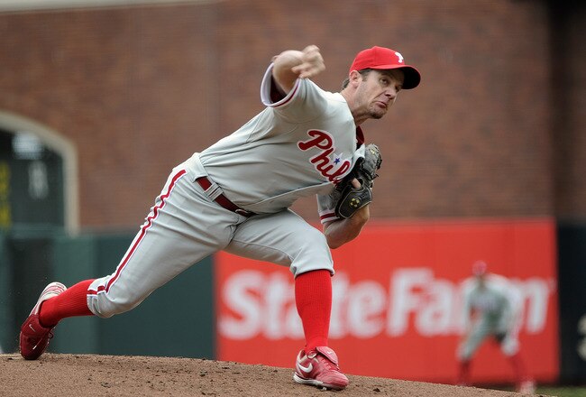 SAN FRANCISCO, CA - AUGUST 7: Roy Oswalt #44 of the Philadelphia Phillies pitches against the San Francisco Giants during a MLB baseball game at AT&T Park August 7, 2011 in San Francisco, California. (Photo by Thearon W. Henderson/Getty Images)