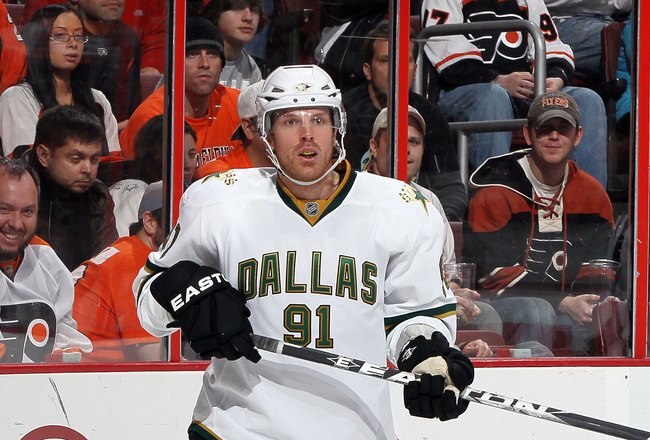 PHILADELPHIA, PA - FEBRUARY 05:  Brad Richards #91 of the Dallas Stars skates against the Philadelphia Flyers on February 5, 2011 at Wells Fargo Center in Philadelphia, Pennsylvania. The Flyers defeated the Stars 3-1.  (Photo by Jim McIsaac/Getty Images)