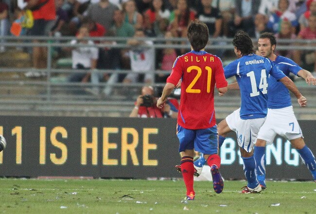 BARI, ITALY - AUGUST 10:  Albert Aquilani of Italy scrs his team's victory goal during the international friendly match between Italy and Spain at Stadio San Nicola on August 10, 2011 in Bari, Italy.  (Photo by Maurizio Lagana/Getty Images)