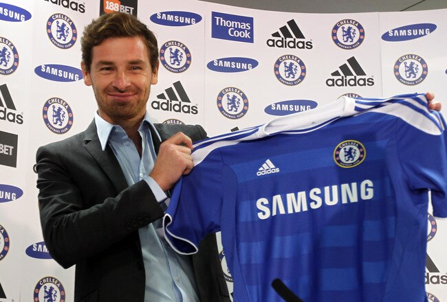 LONDON, ENGLAND - JUNE 29:  Andre Villas-Boas holds a shirt as he is unveiled as the new Chelsea Manager during a press conference at Stamford Bridge on June 29, 2011 in London, England.  (Photo by Clive Rose/Getty Images)