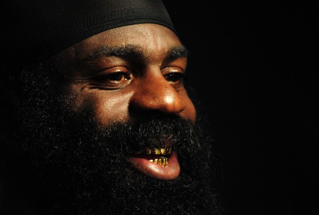 LOS ANGELES, CA - SEPTEMBER 17:  MMA Heavyweight Sensation Kimbo Slice is seen during the Workout/Media Day with Kimbo Slice and Gina Carano at the Legends Mixed Martial Arts Training Center on September 17, 2008 in Los Angeles, California.  (Photo by Robert Laberge/Getty Images)