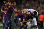 BARCELONA, SPAIN - APRIL 28:  Thiago Motta (R) of Inter Milan argues with Sergio Busquets (C) of FC Barcelona after being sent off with a red card as Daniel Alves intervenes, during the  UEFA Champions League semi final second leg match between Barcelona and Inter Milan at the Camp Nou stadium on April 28, 2010 in Barcelona, Spain.  (Photo by Jasper Juinen/Getty Images)