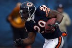 CHICAGO, IL - JANUARY 16:  Chester Taylor #29 of the Chicago Bears runs the ball against the Seattle Seahawks in the 2011 NFC divisional playoff game at Soldier Field on January 16, 2011 in Chicago, Illinois.  (Photo by Jonathan Daniel/Getty Images)