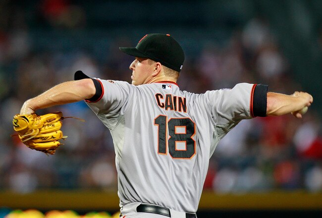 ATLANTA, GA - AUGUST 17:  Matt Cain #18 of the San Francisco Giants pitches to the Atlanta Braves at Turner Field on August 17, 2011 in Atlanta, Georgia.  (Photo by Kevin C. Cox/Getty Images)