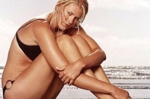 Lauren_jacksonknees_crop_310x205