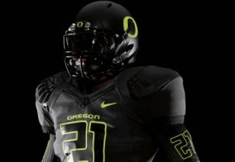 New_Oregon_Nike_Pro_Combat_Uniforms_Vertical_crop_340x234.jpg