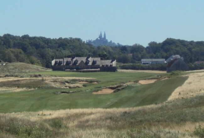 Erinhills0chholyhill_crop_650x440