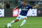 BARI, ITALY - AUGUST 18:  Wesley Sneijder of Inter in action during the match between FC Internazionale and Juventus FC during the TIM preseason tournament at Stadio San Nicola on August 18, 2011 in Bari, Italy.  (Photo by Giuseppe Bellini/Getty Images)