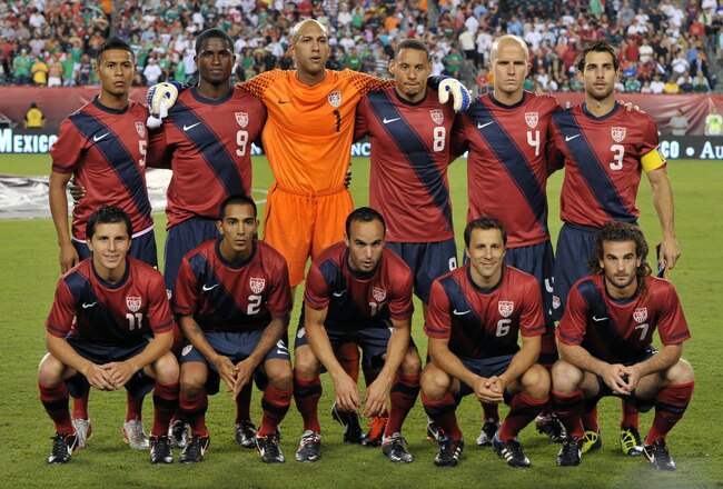 PHILADELPHIA, PA - AUGUST 10: The United States Men's soccer team pose for a photograph before the game against the Mexico at Lincoln Financial Field on August 10, 2011 in Philadelphia, Pennsylvania. (Photo by Drew Hallowell/Getty Images)