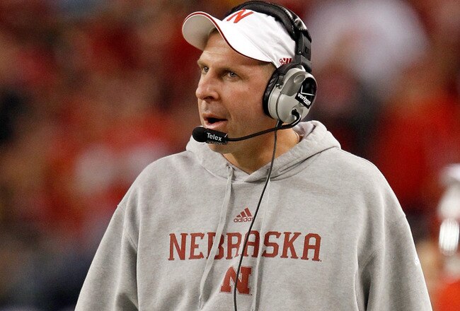 ARLINGTON, TX - DECEMBER 04:  Head coach Bo Pelini of the Nebraska Cornhuskers leads his team against the Oklahoma Sooners at Cowboys Stadium on December 4, 2010 in Arlington, Texas. The Sooners beat the Cornhuskers 23-20.  (Photo by Tom Pennington/Getty Images)