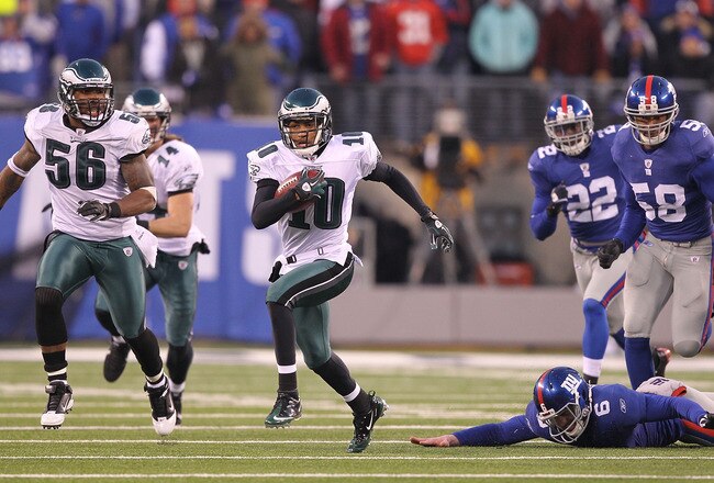 EAST RUTHERFORD, NJ - DECEMBER 19:  DeSean Jackson #10 of the Philadelphia Eagles eludes Matt Dodge #6 of the New York Giants and returns a punt for the winning touchdown as time runs out defeating the Giants 38-31 during their game on December 19, 2010 at The New Meadowlands Stadium in East Rutherford, New Jersey.  (Photo by Al Bello/Getty Images)