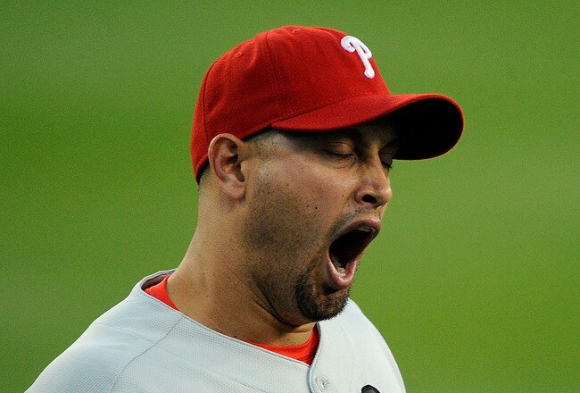 LOS ANGELES, CA - OCTOBER 15:  Shane Victorino #8 of the Philadelphia Phillies yawns in Game One of the NLCS against the Los Angeles Dodgers during the 2009 MLB Playoffs at Dodger Stadium on October 15, 2009 in Los Angeles, California.  (Photo by Jeff Gross/Getty Images)