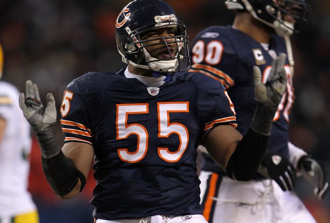CHICAGO, IL - JANUARY 23:  Lance Briggs #55 of the Chicago Bears reacts while taking on the Green Bay Packers in the NFC Championship Game at Soldier Field on January 23, 2011 in Chicago, Illinois.  (Photo by Jamie Squire/Getty Images)