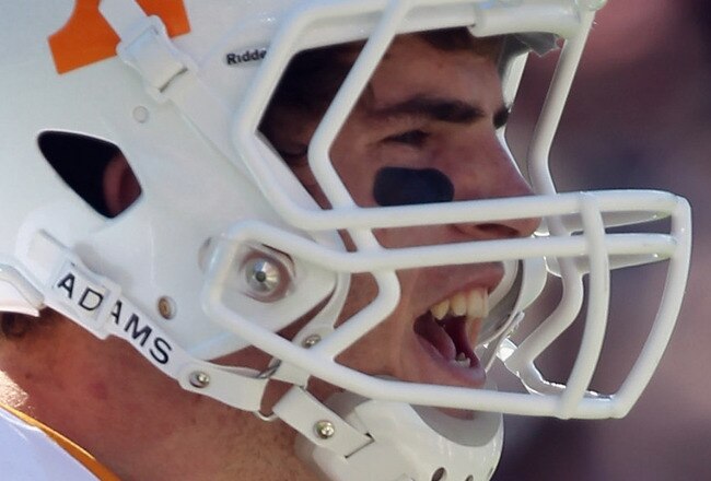 COLUMBIA, SC - OCTOBER 30:  Tyler Bray #8 of the Tennessee Volunteers against the South Carolina Gamecocks during their game at Williams-Brice Stadium on October 30, 2010 in Columbia, South Carolina.  (Photo by Streeter Lecka/Getty Images)