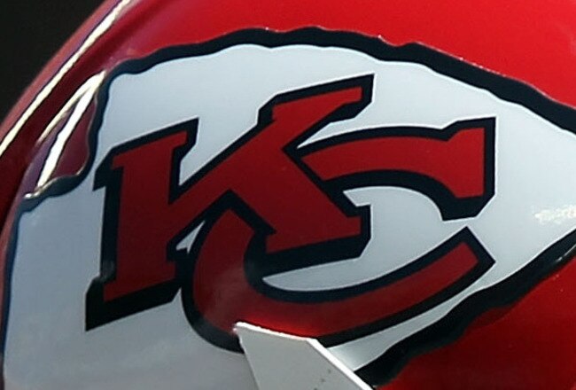 KANSAS CITY, MO - SEPTEMBER 11:  Quarterback Matt Cassel #7 of the Kansas City Chiefs walks off the field after failing to make a first down during the game against the Buffalo Bills at Arrowhead Stadium on September 11, 2011 in Kansas City, Missouri.  (Photo by Jamie Squire/Getty Images)