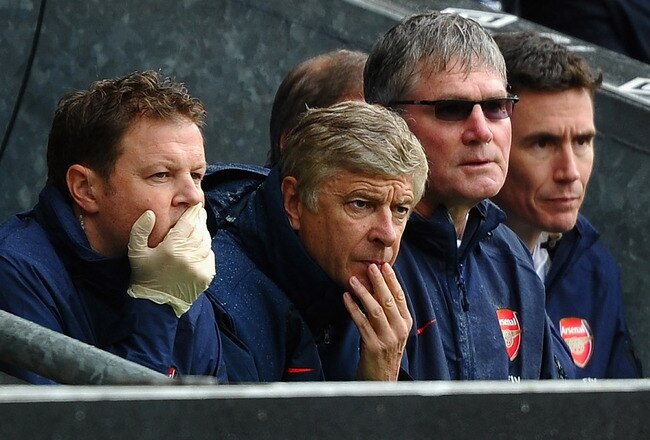 BLACKBURN, ENGLAND - SEPTEMBER 17: Arsene Wenger of Arsenal shows his dissapointment from the bench during the Barclays Premier League match between Blackburn Rovers and Arsenal at Ewood Park on September 17, 2011 in Blackburn, England.  (Photo by Laurence Griffiths/Getty Images)