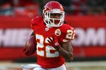 KANSAS CITY, MO - JANUARY 02:  Wide receiver Dexter McCluster #22 of the Kansas City Chiefs runs down field in a game against the Oakland Raiders in a game at Arrowhead Stadium on January 2, 2011 in Kansas City, Missouri.  (Photo by Tim Umphrey/Getty Images)