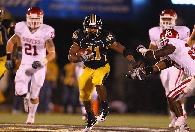 COLUMBIA, MO - OCTOBER 23: Henry Josey #41 of the Missouri Tigers in action against the Oklahoma Sooners at Faurot Field/Memorial Stadium on October 23, 2010 in Columbia, Missouri.  The Tigers beat the Sooners 36-27.  (Photo by Dilip Vishwanat/Getty Images)