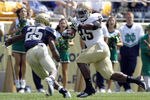 PITTSBURGH, PA - SEPTEMBER 24:  Jonas Gray #25 of the Notre Dame Fighting Irish rushes for a touchdown against the Pittsburgh Panthers during the game on September 24, 2011 at Heinz Field in Pittsburgh, Pennsylvania.  (Photo by Justin K. Aller/Getty Images)