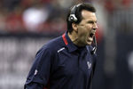 HOUSTON, TX - DECEMBER 13:  Head coach Gary Kubiak yells at the officials in the fourth quarter during a football game against the Baltimore Ravens at Reliant Stadium on December 13, 2010 in Houston, Texas.  (Photo by Bob Levey/Getty Images)