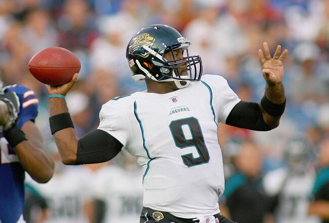 ORCHARD PARK, NY - AUGUST 27: David Garrard #9 of the Jacksonville Jaguars throws against the Jacksonville Jaguars at Ralph Wilson Stadium on August 27, 2011 in Orchard Park, New York.  (Photo by Rick Stewart/Getty Images)