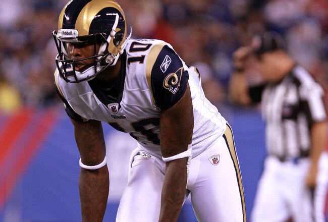 EAST RUTHERFORD, NJ - SEPTEMBER 19:  Mike Sims-Walker #10 of the St. Louis Rams lines up against the New York Giants at MetLife Stadium on September 19, 2011 in East Rutherford, New Jersey.  (Photo by Nick Laham/Getty Images)