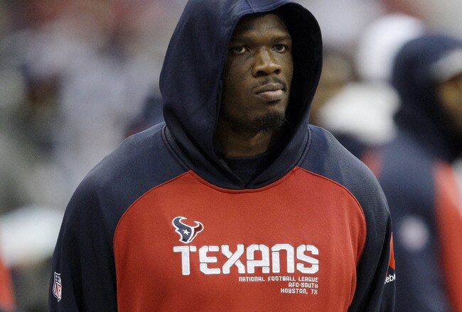 HOUSTON - JANUARY 02:  Injured wide receiver Andre Johnson walks the sideline at Reliant Stadium during a game against the Jacksonville Jaguars on January 2, 2011 in Houston, Texas.  (Photo by Bob Levey/Getty Images)